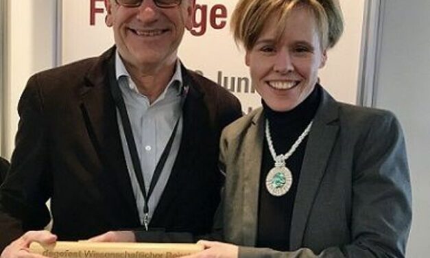 (re.)  Prof. Dr. Kim Werner, (li) Prof. Dr. Harald Möbus