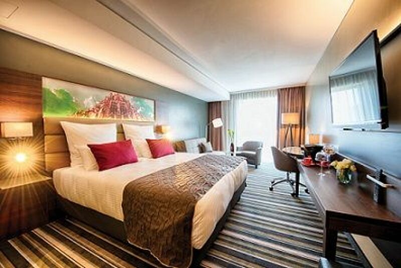 000 Hotelzimmer Leonardo Royal Hotel Ulm c Leonardo Hotels