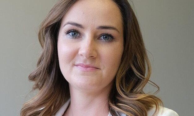 Foto: Sophie v. Seydlitz betreut bei der BWH Hotel Group Central Europe GmbH den neugeschaffenen Dienstleistungsbereich Human Resources Services.