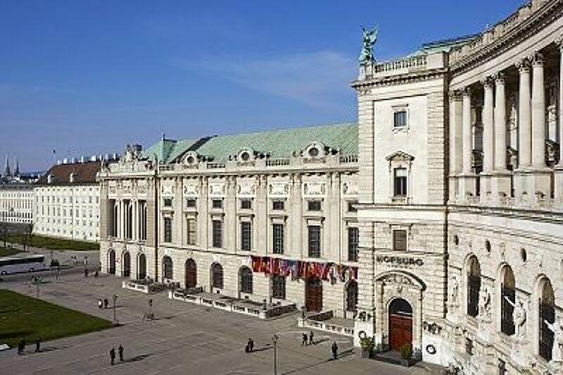HOFBURG Vienna: Wir haben die Größe, die es möglich macht für Sie den Abstand zu wahren!