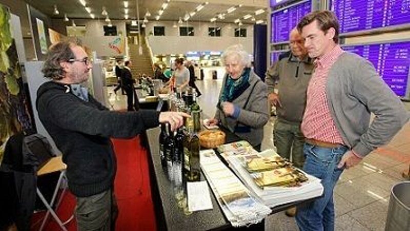 2017 10 27 pm 65 destination wine