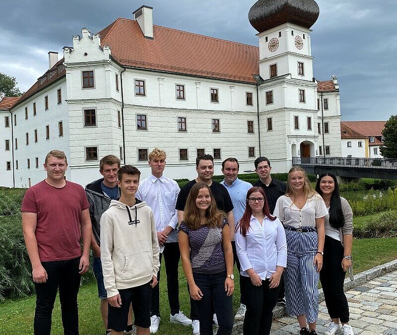 Schloss Hohenkammer stellt mit dem Azubikonzept 3.0 die Ausbildung neu auf