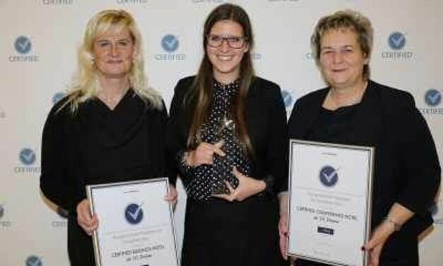 Vertreterinnen des Kongresshotels Potsdam