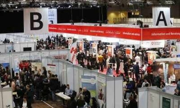 Estrel Jobboerse Gefluechtete 2017 400