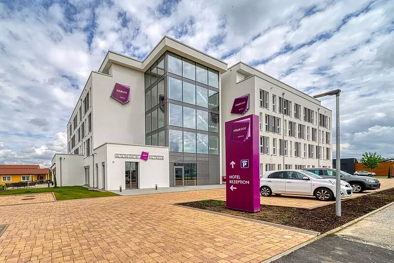 Centro geht mit dem FourSide Hotel Ringsheim an den Start