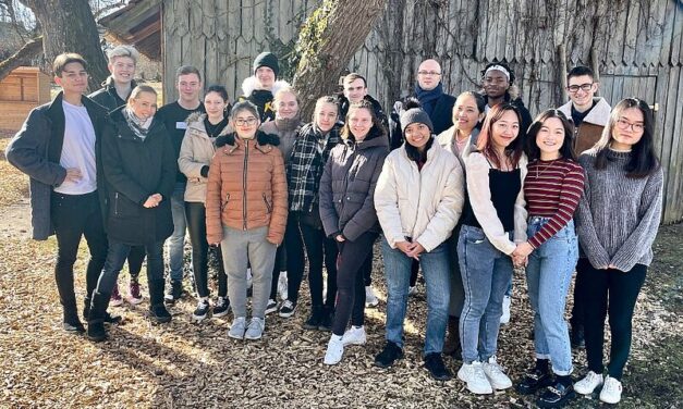 Gruppenbild vom zweiten Flair-Azubitag in Donaueschingen