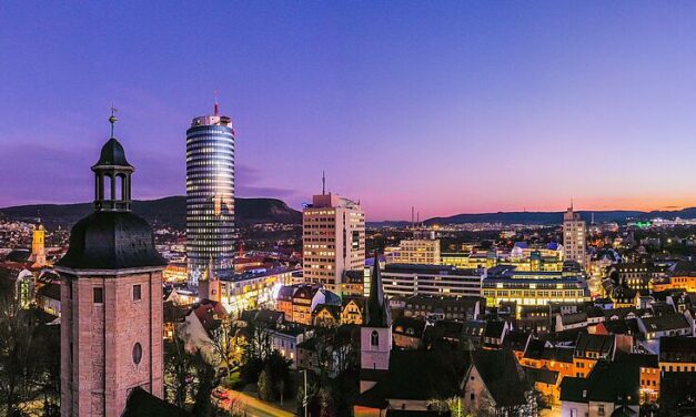 Die Jenaer Innenstadt am Abend, Foto: André Gräf, Bildeigner: JenaKultur