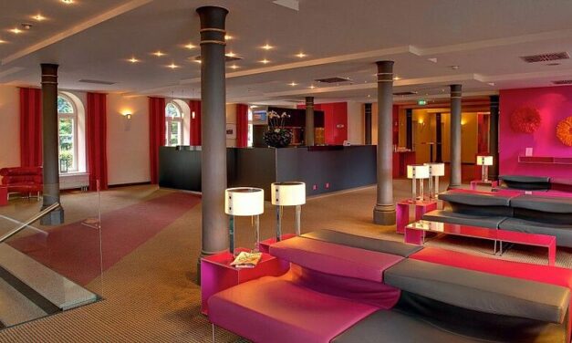 Nestor Hotel Lobby mit Rezeption Ludwigsburg