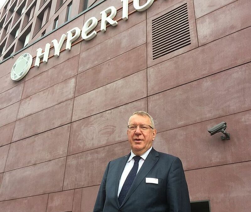Das Besondere für den Gast: Hyperion Hamburg gewinnt Peter Zahn als Chef Concierge.