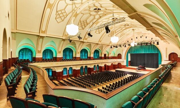 Volkshaus Jena | Ernst-Abbe-Saal | Foto: Jena-Kultur Karoline Krampitz