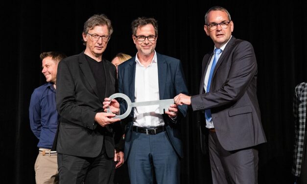 Foto: Rhein-Sieg-Forum | Schlüsselübergabe | A. Kuchheuser, F. Baake, S. Rosemann