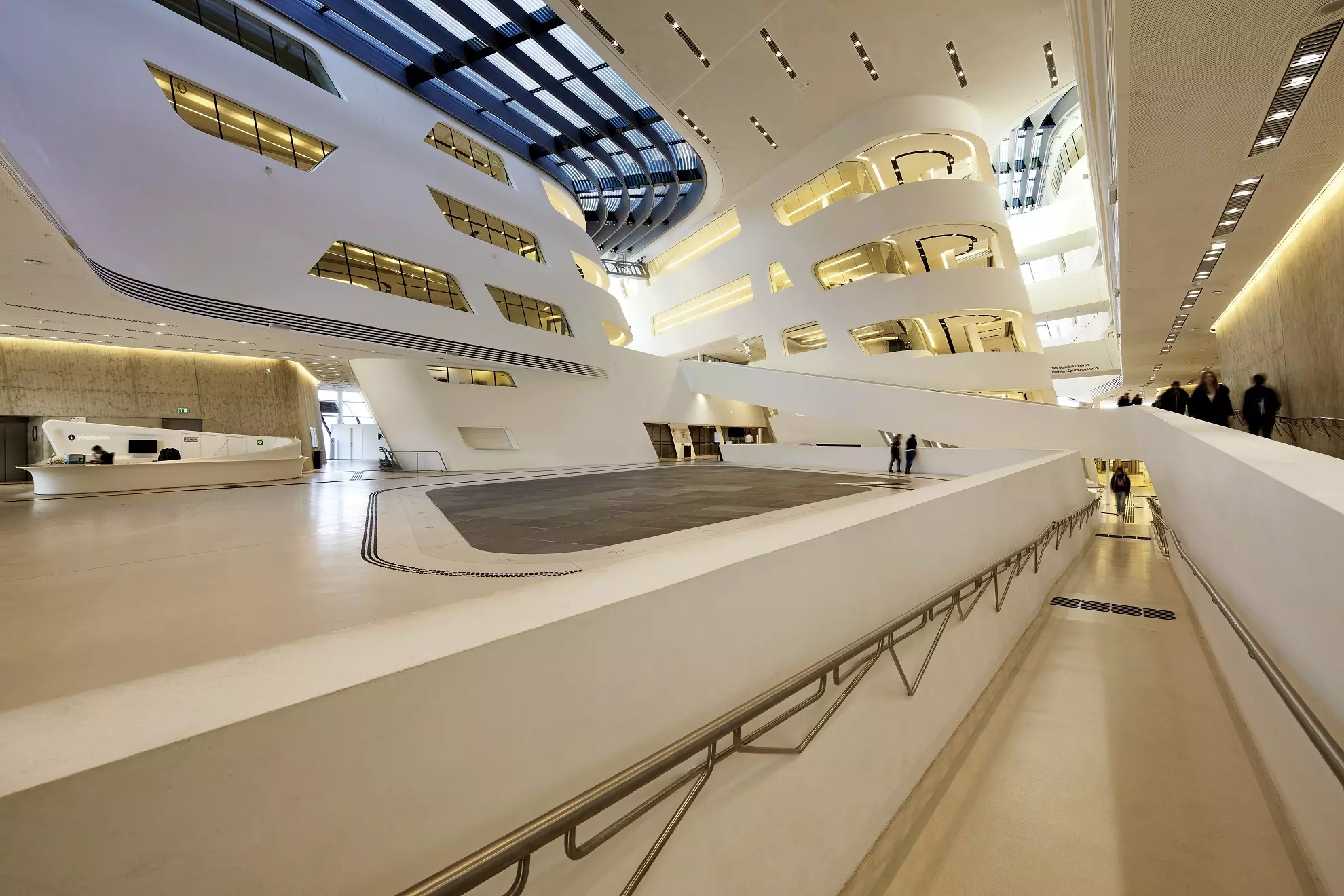 Foto: Campus der Wirtschaftsuniversität | Wien Tourismus | Christian Stemper
