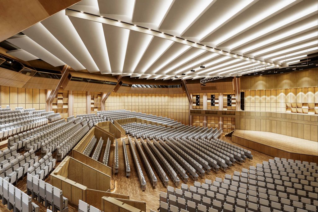 großer Saal mit Theaterbestuhlung und Beleuchtung