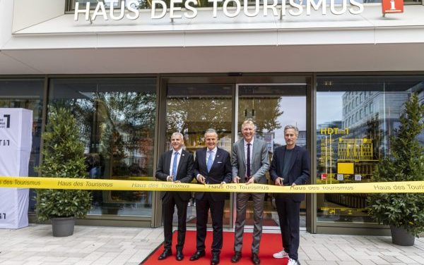 Stuttgart eröffnet neues Haus des Tourismus am Marktplatz