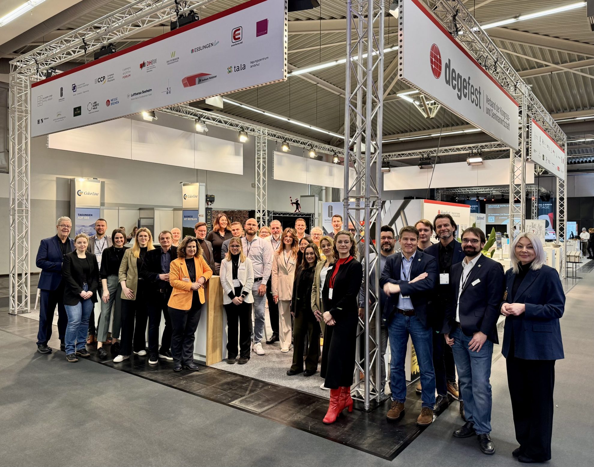 Gruppenaufnahme degefest-Stand 2025