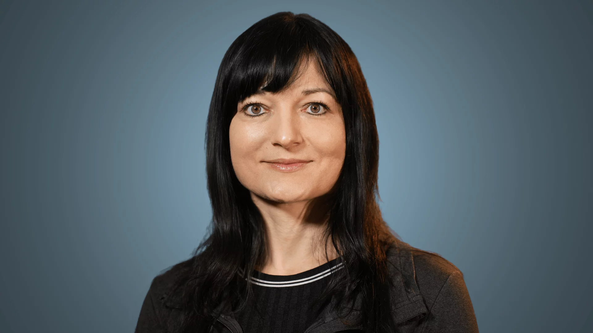 Porträtaufnahme Olga Spomer